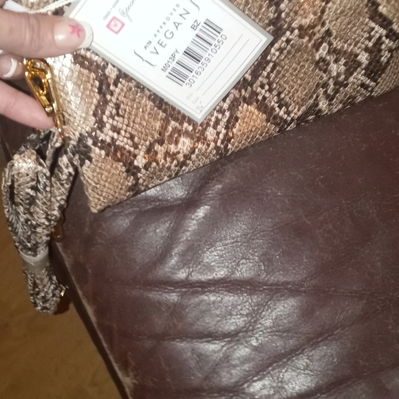 Purse - Picture 2 of 2